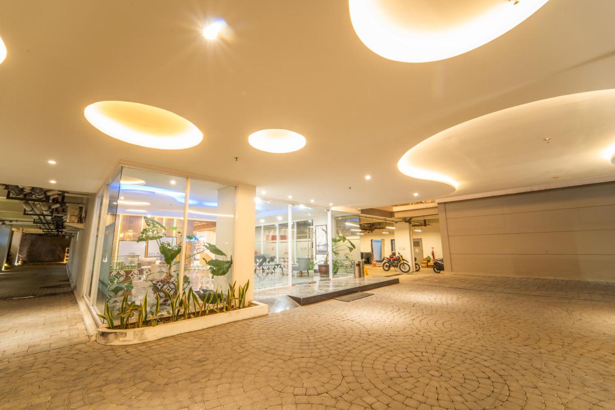 Redliving Apartemen Premium Exclusive Seturan Yogyakarta Exterior photo
